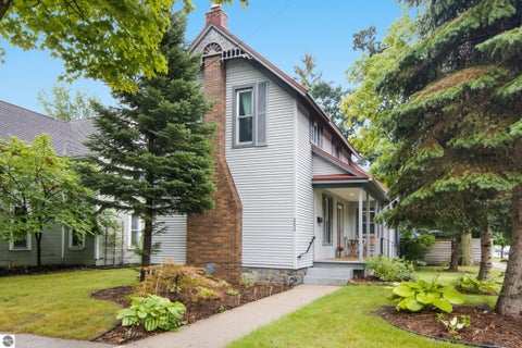 Tiny photo for 202 E Ninth Street, Traverse City, MI 49686 (MLS # 1950345)