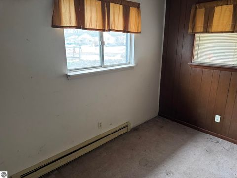 Tiny photo for 1212 Bruce Street, Mt Pleasant, MI 48858 (MLS # 1941362)