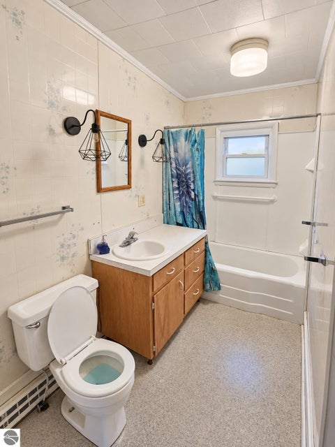 Tiny photo for 507 W Railroad Street, Perrinton, MI 48871 (MLS # 1951582)