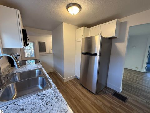 Tiny photo for 1012 S Lansing, Mt Pleasant, MI 48858 (MLS # 1943858)