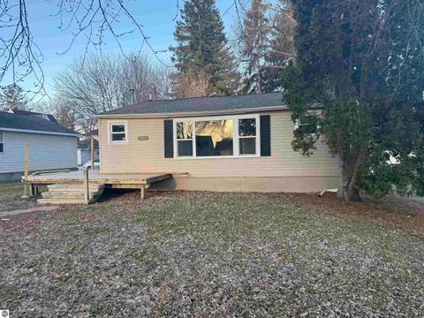 Tiny photo for 1012 S Lansing, Mt Pleasant, MI 48858 (MLS # 1943858)