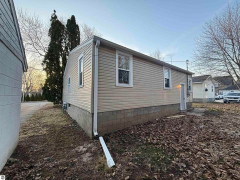 Tiny photo for 1012 S Lansing, Mt Pleasant, MI 48858 (MLS # 1943858)