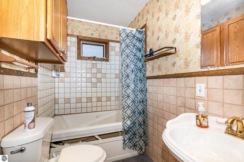 Tiny photo for 288 30th Avenue, Six Lakes, MI 48886 (MLS # 1941001)