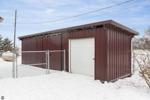 Tiny photo for 288 30th Avenue, Six Lakes, MI 48886 (MLS # 1941001)