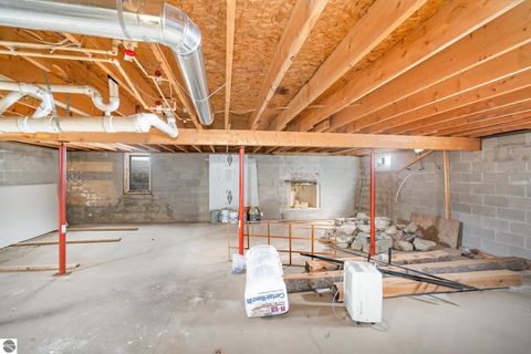 Tiny photo for 288 30th Avenue, Six Lakes, MI 48886 (MLS # 1941001)