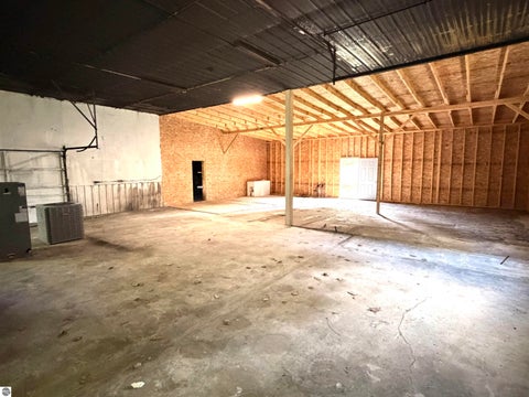 Tiny photo for 9526 W Monroe RD, Elwell, MI 48832 (MLS # 1949885)