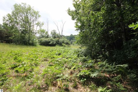 Tiny photo for 2624 Hartman Road, Traverse City, MI 49685 (MLS # 1941896)