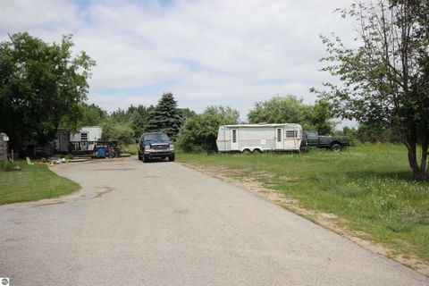 Tiny photo for 2624 Hartman Road, Traverse City, MI 49685 (MLS # 1941896)