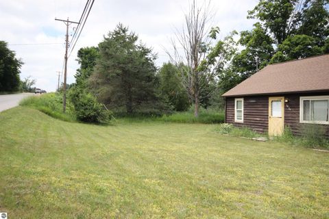 Tiny photo for 2624 Hartman Road, Traverse City, MI 49685 (MLS # 1941896)