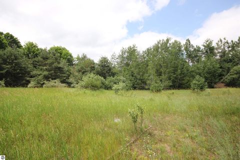 Tiny photo for 2624 Hartman Road, Traverse City, MI 49685 (MLS # 1941896)