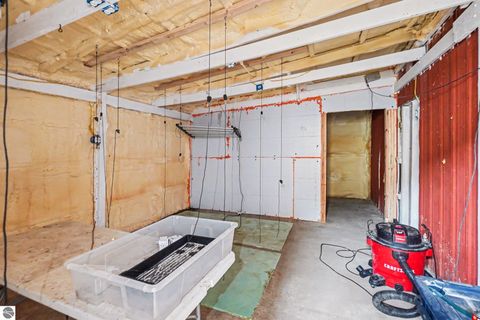 Tiny photo for 9047 E Oakwood Trail, Reed City, MI 49677 (MLS # 1942383)