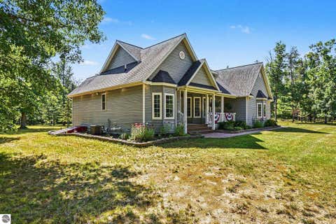 Tiny photo for 6260 Evergreen DR, Hale, MI 48739 (MLS # 1948667)