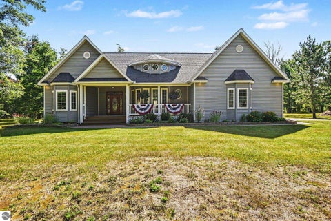 Tiny photo for 6260 Evergreen DR, Hale, MI 48739 (MLS # 1948667)