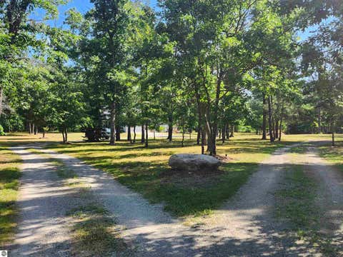 Tiny photo for 6260 Evergreen DR, Hale, MI 48739 (MLS # 1948667)