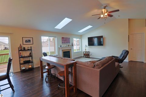 Tiny photo for 1631 Heritage Way, Mt Pleasant, MI 48858 (MLS # 1944819)