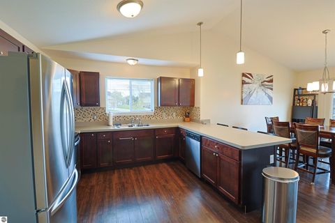 Tiny photo for 1631 Heritage Way, Mt Pleasant, MI 48858 (MLS # 1944819)