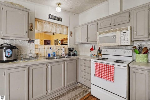Tiny photo for 5902 W County Line Road, Buckley, MI 49620 (MLS # 1950868)