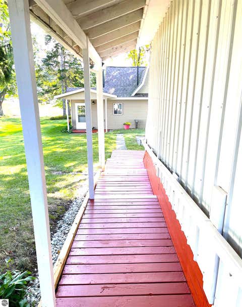 Tiny photo for 5544 N Merry Court, Sanford, MI 48657 (MLS # 1949786)