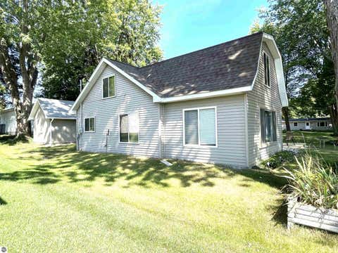 Tiny photo for 5544 N Merry Court, Sanford, MI 48657 (MLS # 1949786)