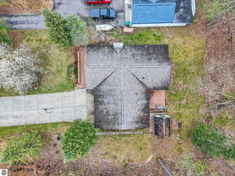 Tiny photo for 209 Linwood Drive, Prudenville, MI 48651 (MLS # 1941791)