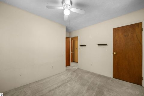 Tiny photo for 209 Linwood Drive, Prudenville, MI 48651 (MLS # 1941791)