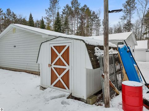 Tiny photo for 209 Linwood Drive, Prudenville, MI 48651 (MLS # 1941791)