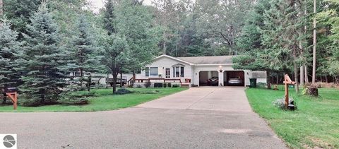 Tiny photo for 209 Linwood Drive, Prudenville, MI 48651 (MLS # 1941791)