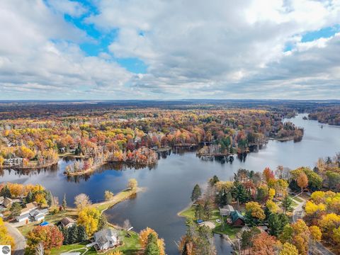 Tiny photo for 209 Linwood Drive, Prudenville, MI 48651 (MLS # 1941791)