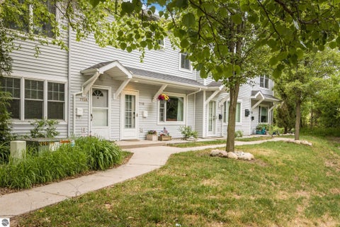 Photo of 715 Lake Avenue #B, Traverse City, MI 49684 (MLS # 1946897)