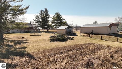 Tiny photo for 4775 E Coleman Road, Clare, MI 48617 (MLS # 1942838)