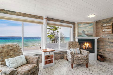 Tiny photo for 7878 Peninsula Drive, Traverse City, MI 49686 (MLS # 1945017)