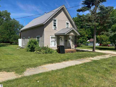 Photo of 313 Pleasant Avenue, Alma, MI 48801 (MLS # 1946783)