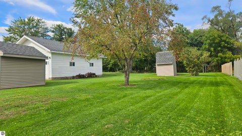 Tiny photo for 211 S Quarterline Street, Ashley, MI 48806 (MLS # 1950913)