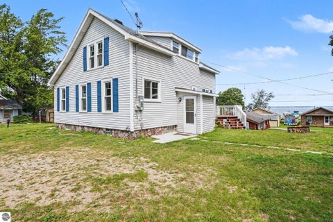 Tiny photo for 110 Guernsey Avenue, Houghton Lake, MI 48629 (MLS # 1949216)
