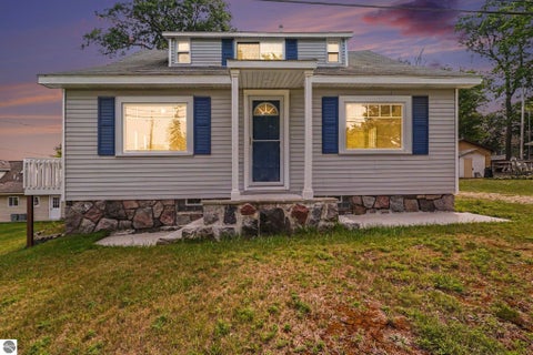 Tiny photo for 110 Guernsey Avenue, Houghton Lake, MI 48629 (MLS # 1949216)