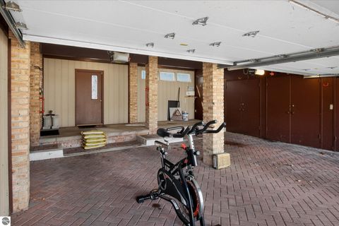 Tiny photo for 1307 Helen Street, Midland, MI 48640 (MLS # 1942972)