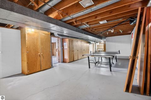 Tiny photo for 1307 Helen Street, Midland, MI 48640 (MLS # 1942972)