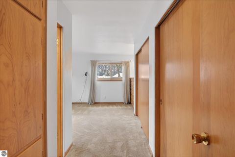 Tiny photo for 1307 Helen Street, Midland, MI 48640 (MLS # 1942972)