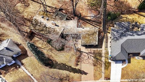 Tiny photo for 1307 Helen Street, Midland, MI 48640 (MLS # 1942972)