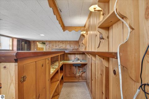 Tiny photo for 1307 Helen Street, Midland, MI 48640 (MLS # 1942972)