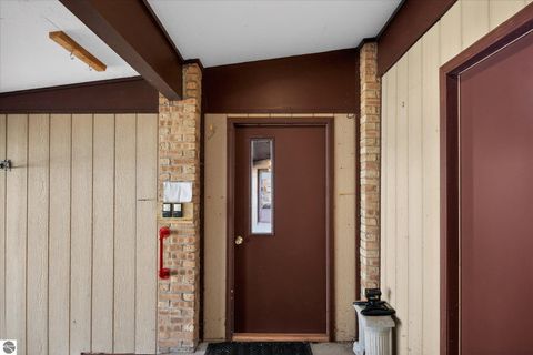 Tiny photo for 1307 Helen Street, Midland, MI 48640 (MLS # 1942972)