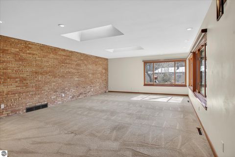 Tiny photo for 1307 Helen Street, Midland, MI 48640 (MLS # 1942972)