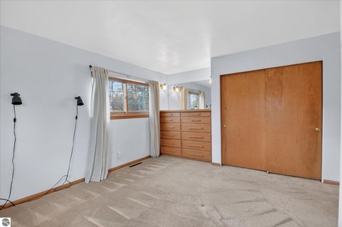 Tiny photo for 1307 Helen Street, Midland, MI 48640 (MLS # 1942972)