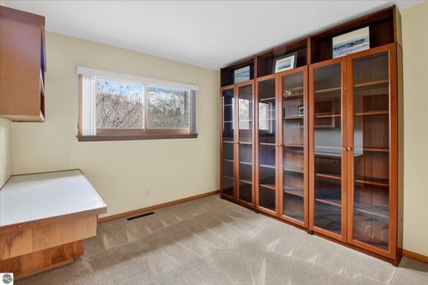 Tiny photo for 1307 Helen Street, Midland, MI 48640 (MLS # 1942972)