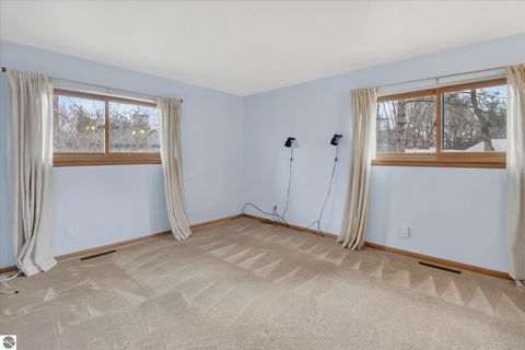 Tiny photo for 1307 Helen Street, Midland, MI 48640 (MLS # 1942972)