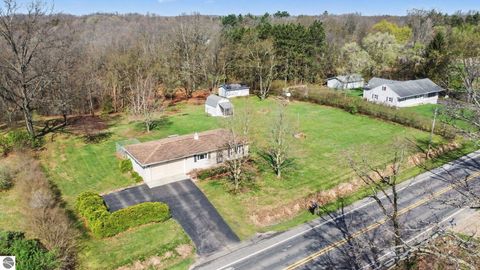 Tiny photo for 16521 11 Mile Road, Battle Creek, MI 49014 (MLS # 1943956)