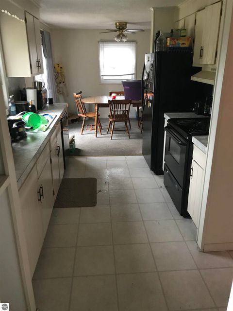 Tiny photo for 1915 Stockman, Mt Pleasant, MI 48858 (MLS # 1942966)