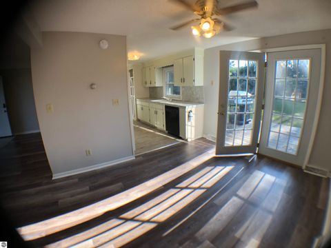 Tiny photo for 1915 Stockman, Mt Pleasant, MI 48858 (MLS # 1942966)