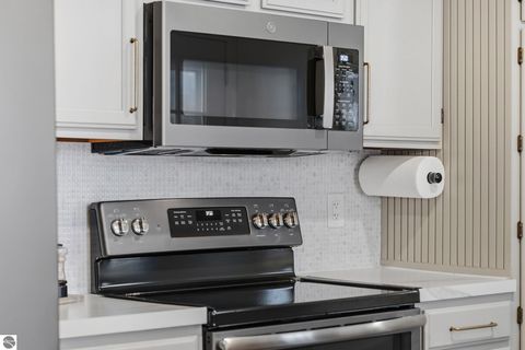 Tiny photo for 9464 Stone Ledge Lake Drive, Cadillac, MI 49601 (MLS # 1941686)