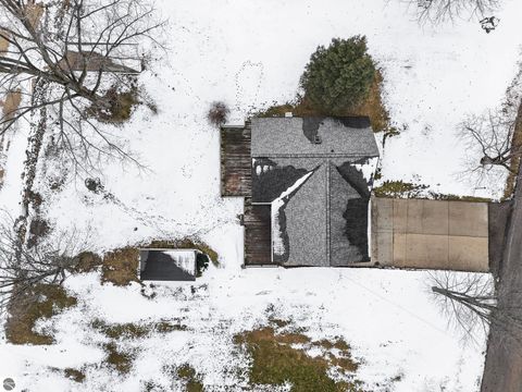 Tiny photo for 9464 Stone Ledge Lake Drive, Cadillac, MI 49601 (MLS # 1941686)